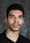Portrait Joshua Noah Ihendu